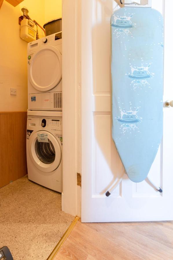 Beautiful Center 1 Bed With Park View Appartamento Edimburgo